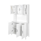 Grand garde-manger de cuisine avec portes vitrées
